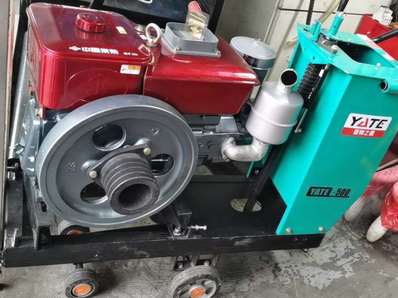 路面切縫機