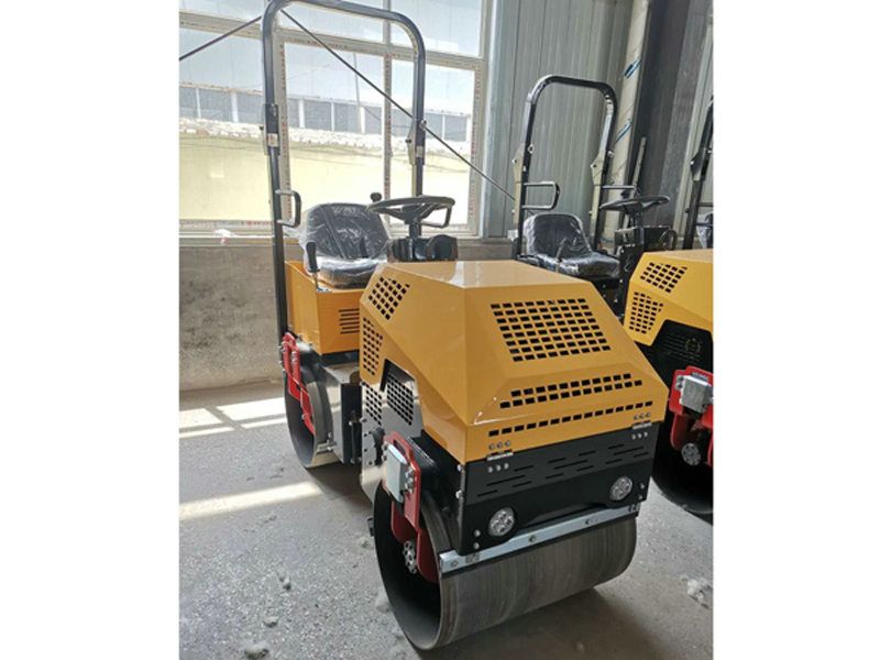 小型壓路機