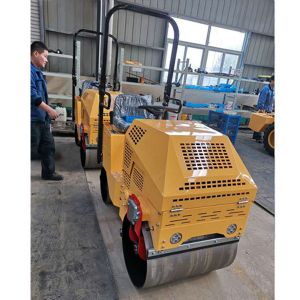 小型壓路機