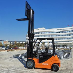 電動(dòng)叉車(chē)